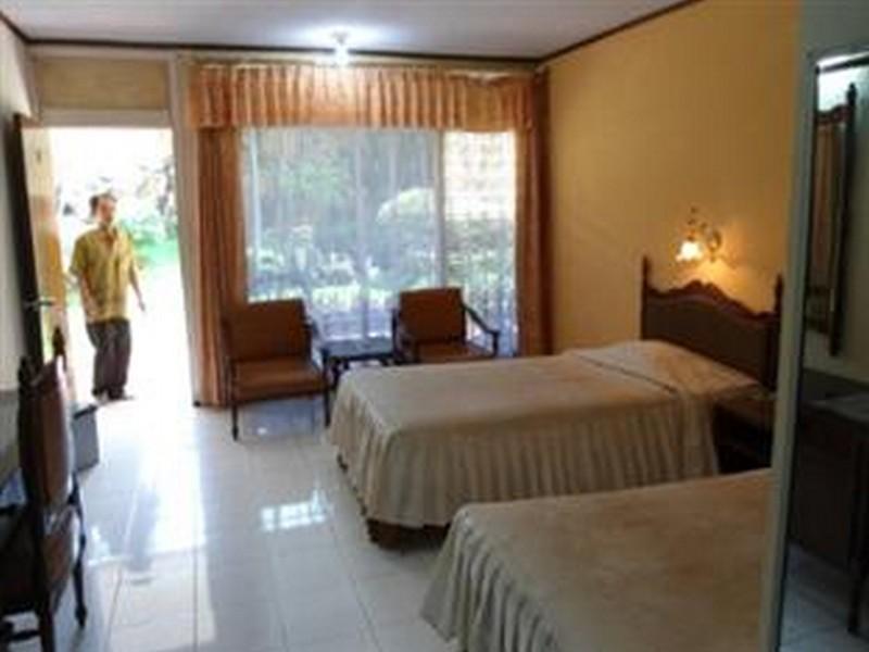 Jembel Hotel Safari מראה חיצוני תמונה